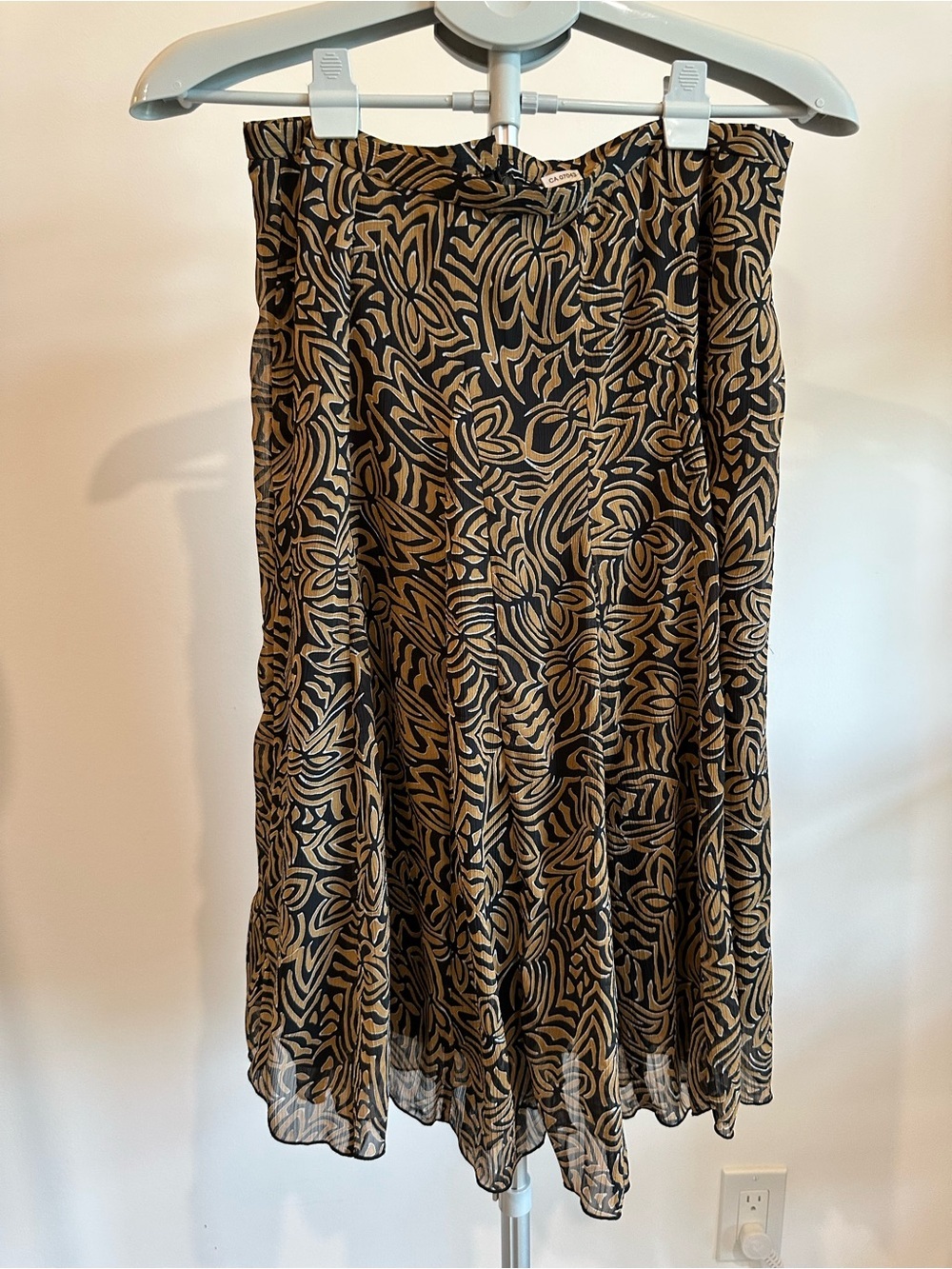 Ninety Black and Tan Abstract Print Midi Skirt